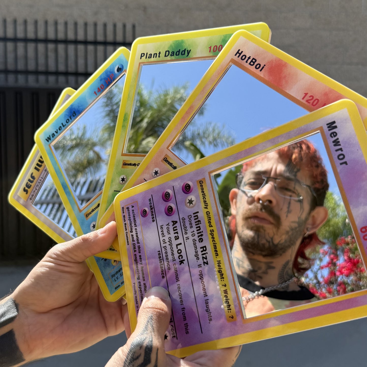 Self Illustrator Poke Mirror