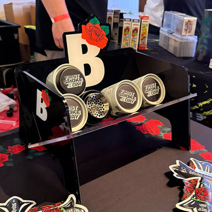 Custom Tabletop Bench Display 15"
